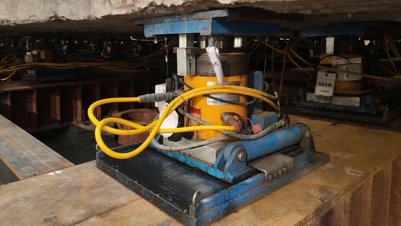 Selama beberapa dekade