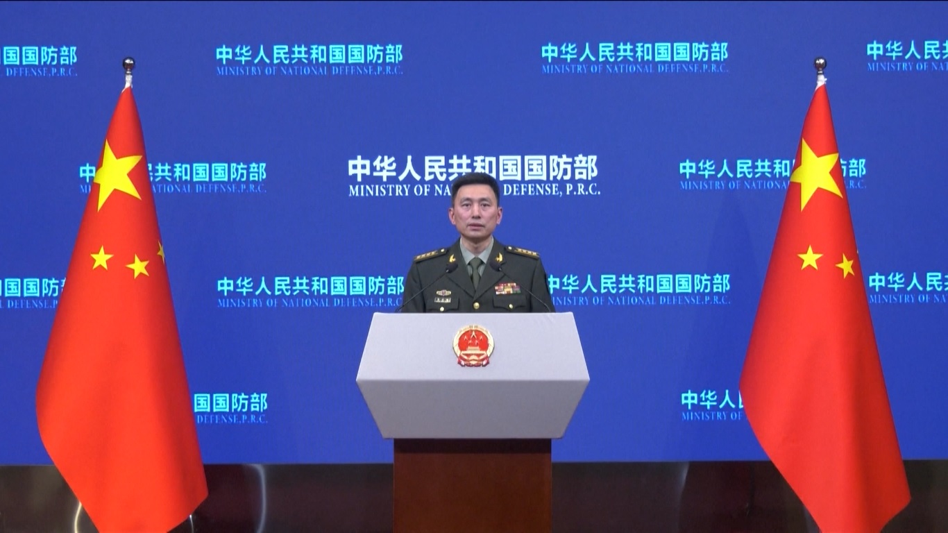 Zhang mengatakan dalam sebuah konferensi pers di Beijing bahwa atas undangan Angkatan Udara Kerajaan Thailand