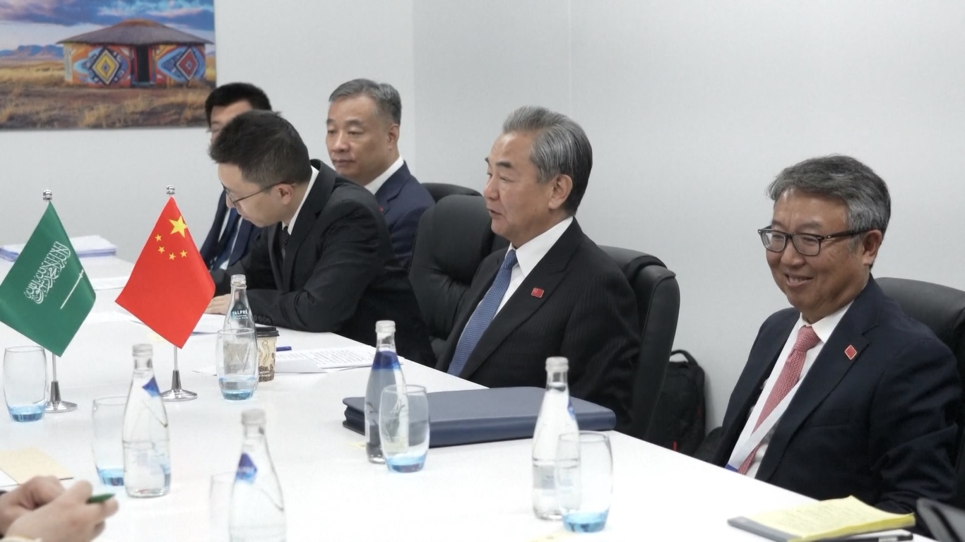 Faisal mengatakan bahwa Arab Saudi dan Tiongkok adalah mitra strategis yang komprehensif dan hubungan mereka sangat penting