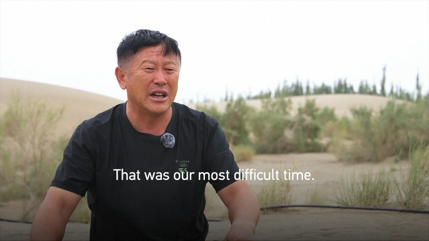 Para Pegiat Konservasi Xinjiang Abdikan Puluhan Tahun untuk Ubah Gurun Jadi Oasis