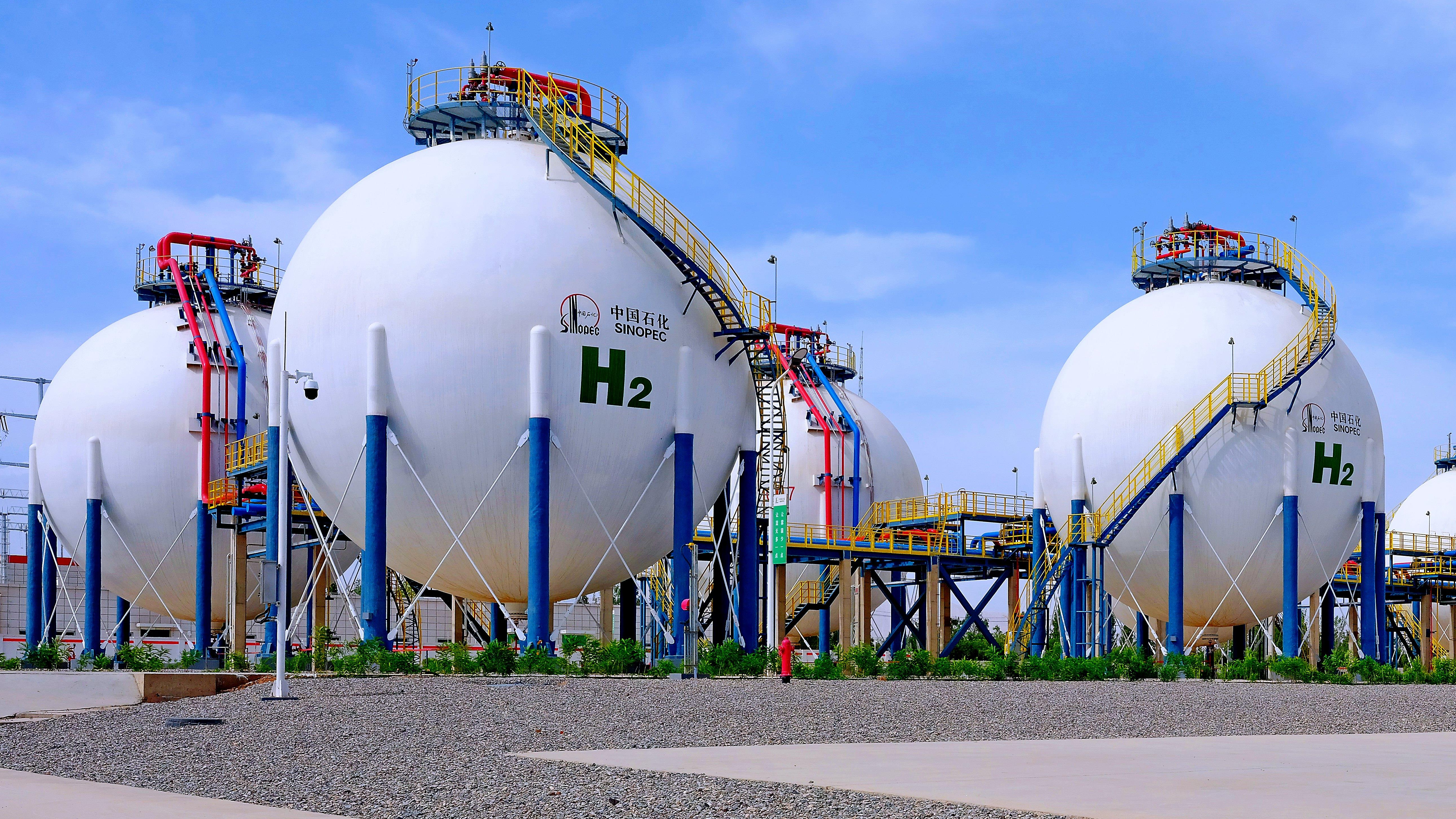 Tiongkok telah membangun lebih dari 400 stasiun pengisian bahan bakar hidrogen