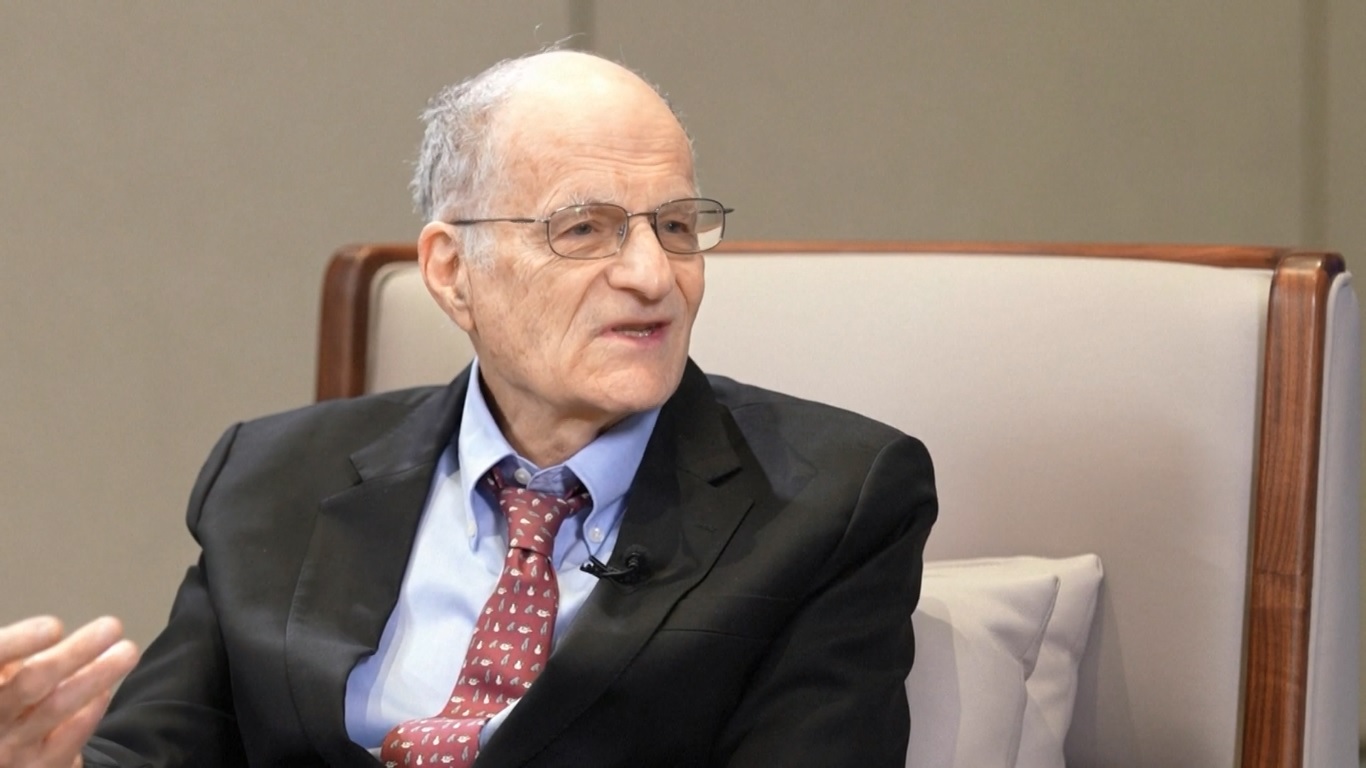 Itu disampaikan oleh Thomas J Sargent di sela-sela Forum Asosiasi Peraih Nobel Ekonomi ke-6 di Shanghai