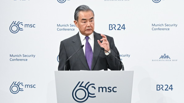 Wang menekankan bahwa kebebasan beragama semua kelompok etnis dilindungi dengan baik di Xinjiang