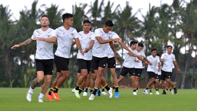 Shin Tae Yong mengaku akan fokus membenahi pemulihan fisik para pemain Timnas Indonesia di awal pemusatan latihan (TC) di Bali jelang Piala AFF 2022