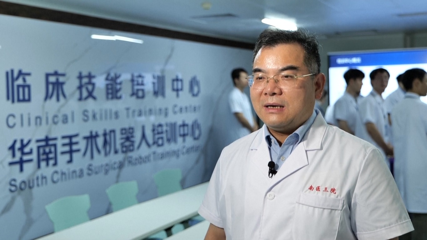 Dengan adopsi yang cepat dan dukungan pemerintah