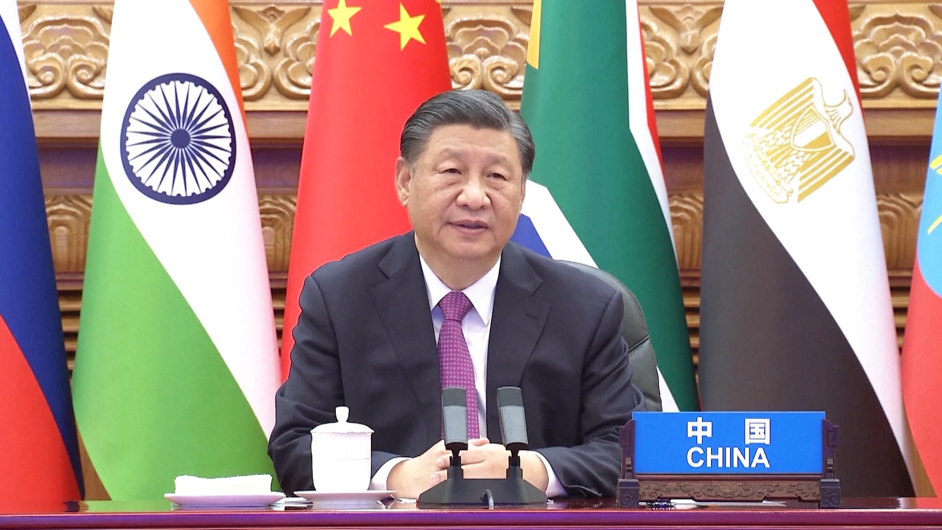 Xi menyampaikan pernyataan tersebut ketika berpidato pada KTT virtual luar biasa BRICS mengenai isu Palestina-Israel