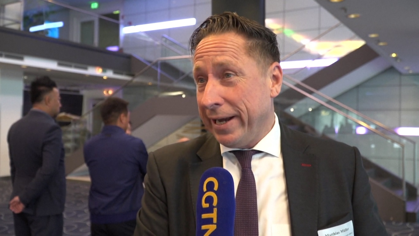 Setelah menginvestasikan miliaran dolar di Tiongkok