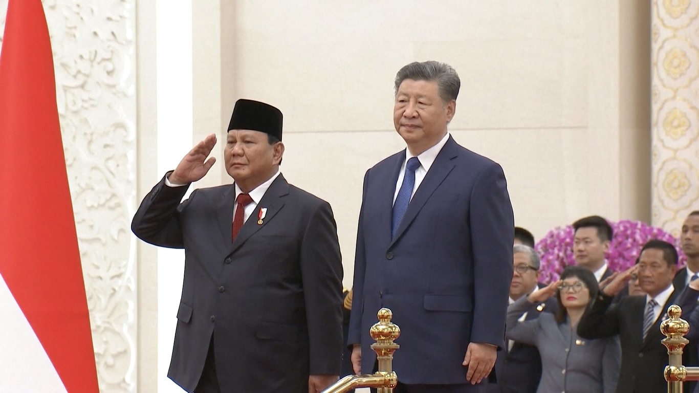 Prabowo sedang dalam kunjungan kenegaraan ke Tiongkok dari Jum'at (8/11) hingga Minggu (10/11)