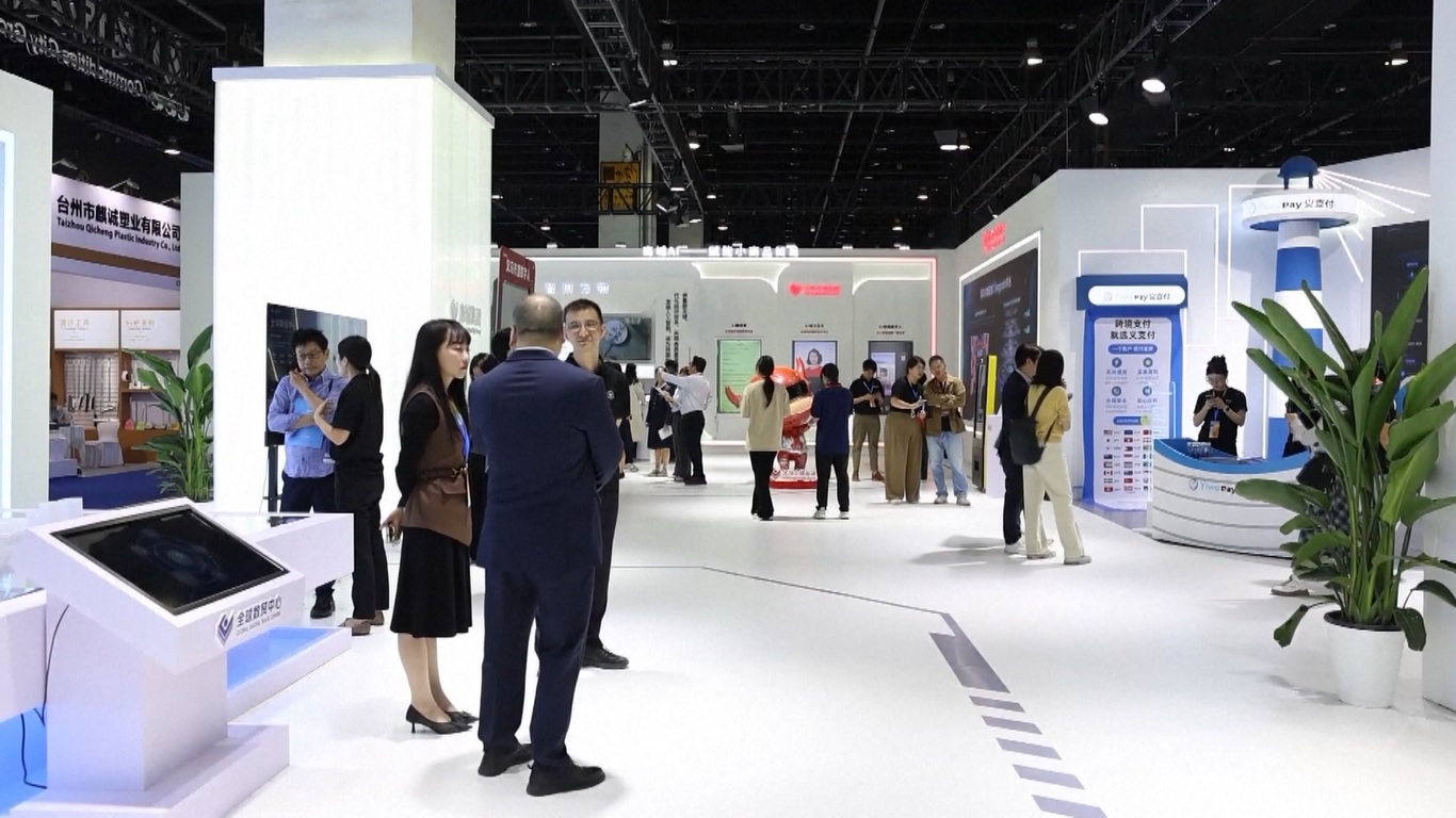 Pameran ini mencakup total area pameran seluas 100000 meter persegi dan mendirikan 3900 stan dengan standar internasional