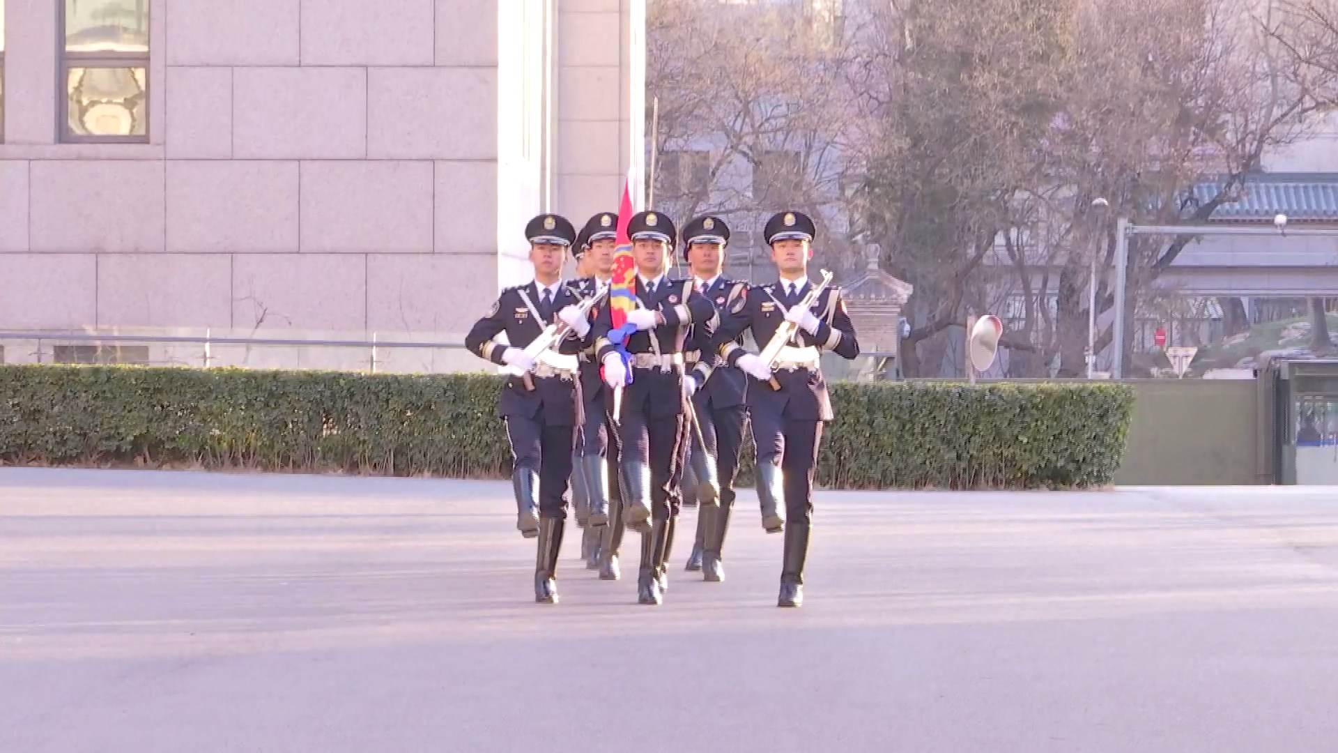 Tiongkok Memperingati Hari Kepolisian Rakyat Tiongkok yang Keenam dengan Upacara Nasional dan Kegiatan Pendidikan Publik
