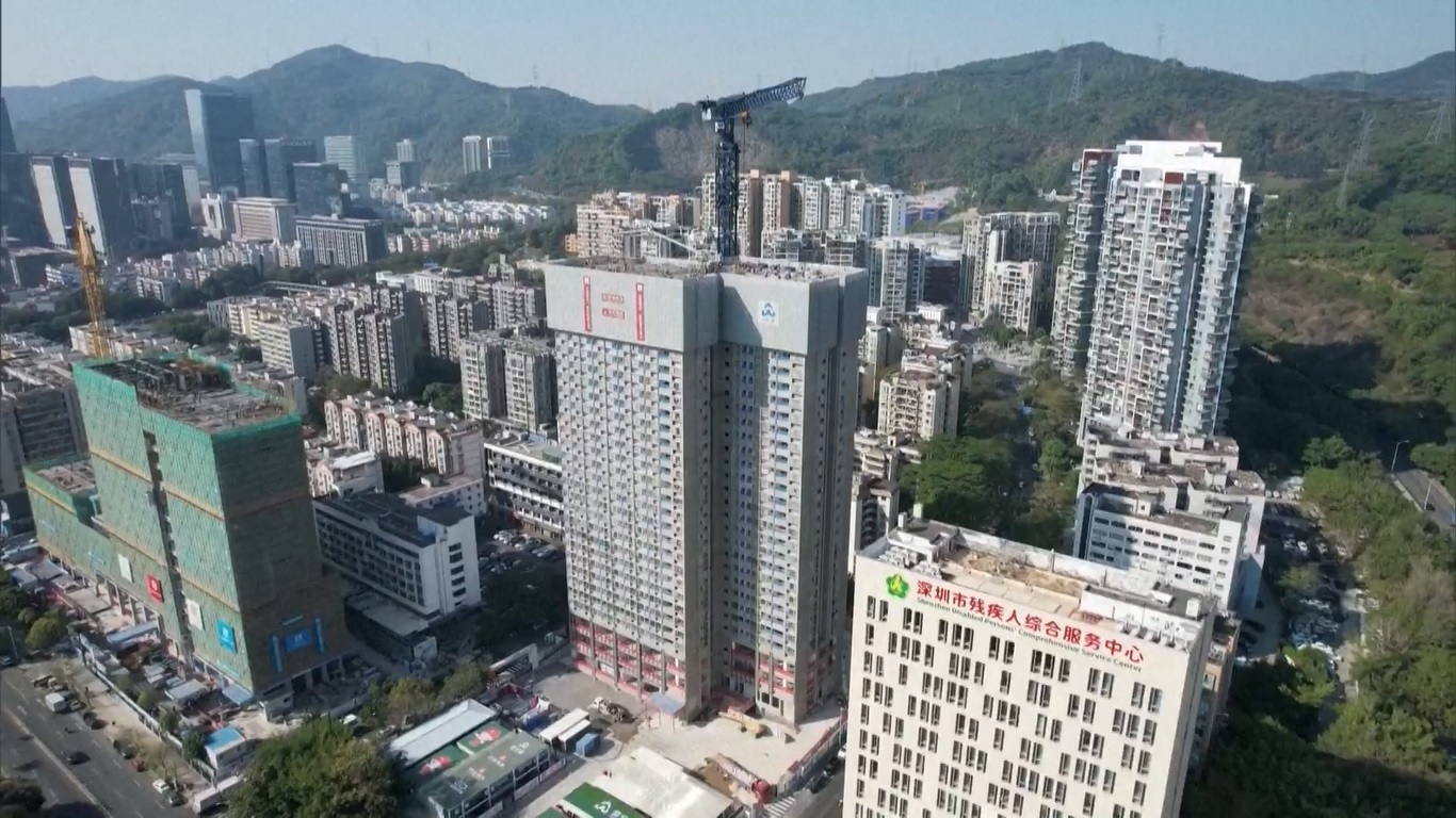 Setelah memperoleh izin perencanaan dan konstruksi