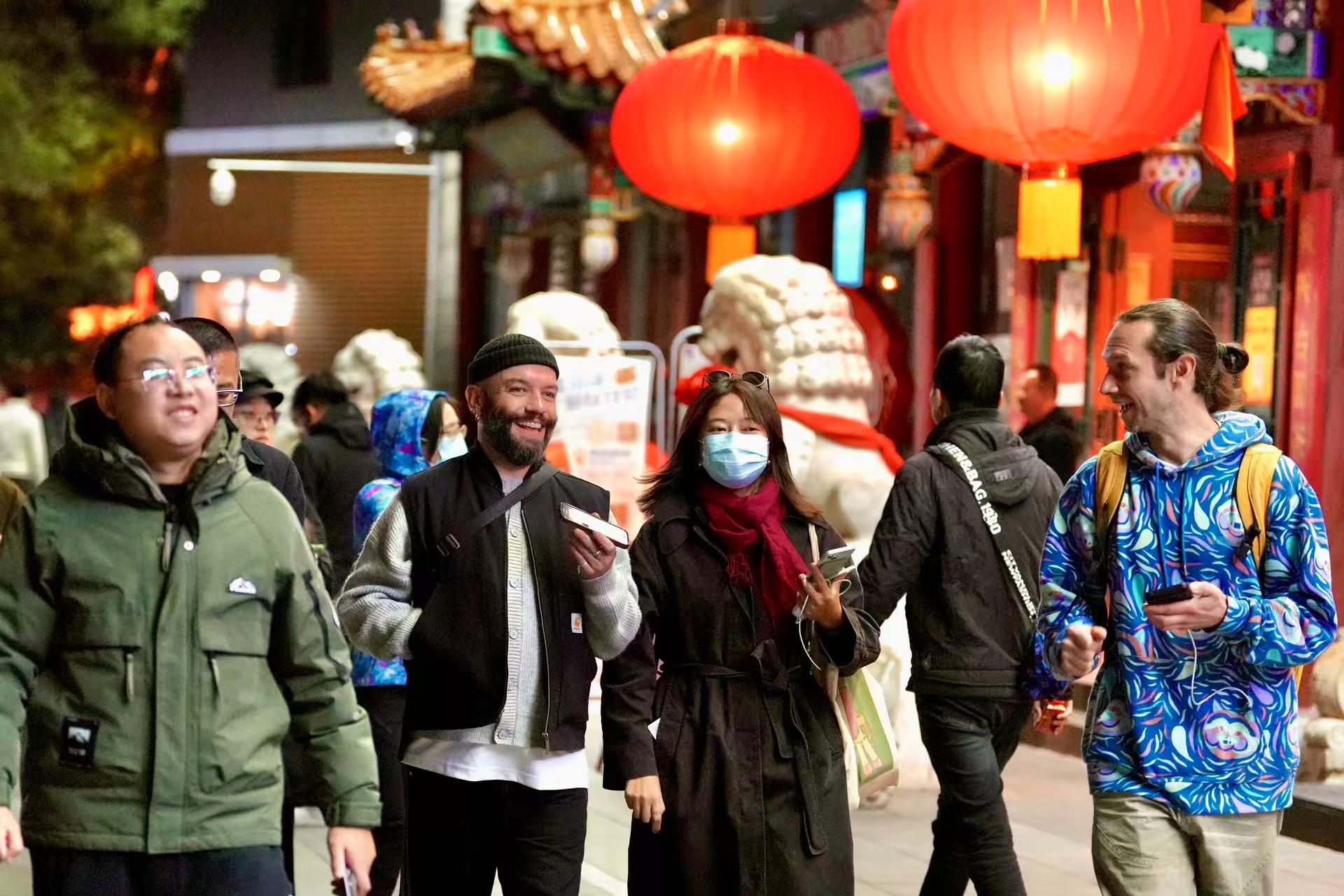 Tur Perkotaan Berpemandu yang Terinspirasi oleh Karya Simfoni