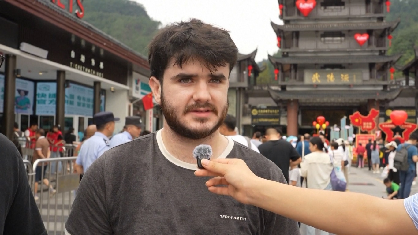 Meningkatnya Jumlah Wisatawan Mancanegara Dorong Peningkatan Pariwisata Masuk Tiongkok selama 'Golden Week'