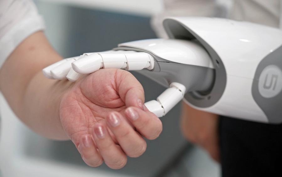 Opini: Saat AI dan Pengobatan Tradisional Berpadu, Tiongkok Membangun Kekuatan Global Lewat Budaya dan Teknologi