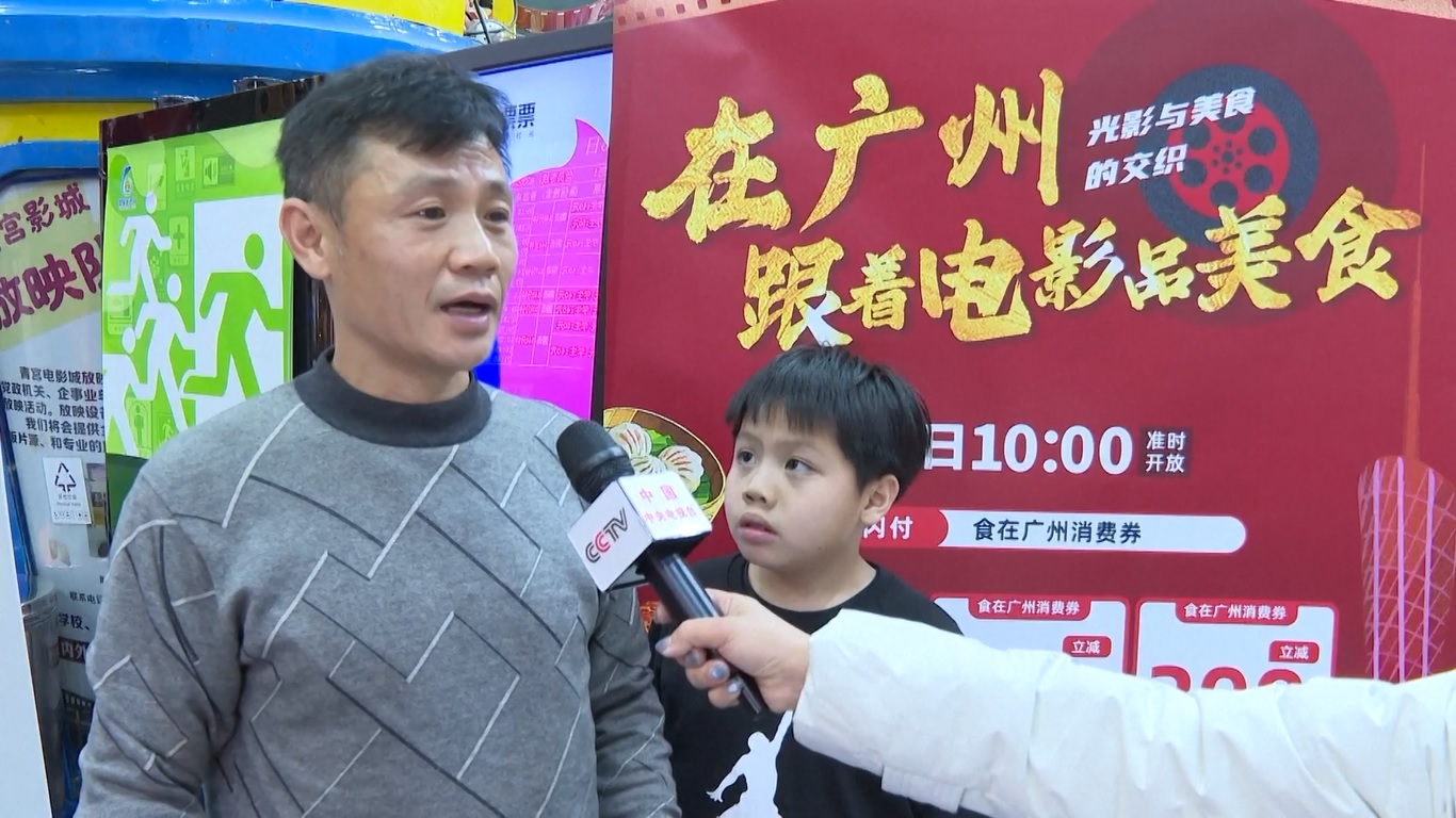 Film-film yang menduduki puncak tangga box office negara itu semuanya adalah produksi Tiongkok