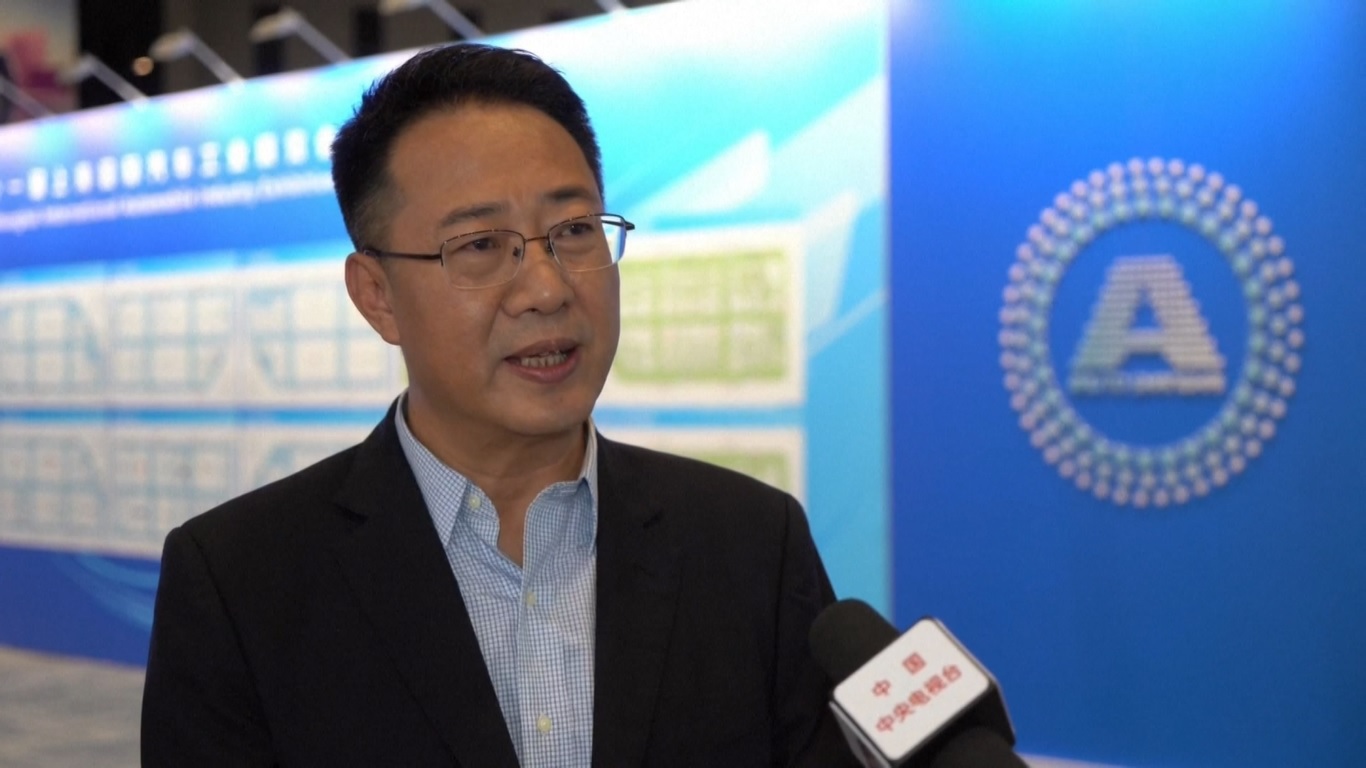 Lebih dari 80 kota di seluruh Tiongkok telah menyelenggarakan hampir 100 pameran mobil dalam berbagai skala selama liburan May Day tahun ini