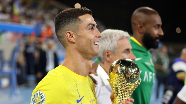 Beragam reaksi netizen menarik muncul usai Cristiano Ronaldo mencetak dua gol dan menjadi pahlawan kemenangan yang membawa Al Nassr juara Liga Champions Arab 2023
