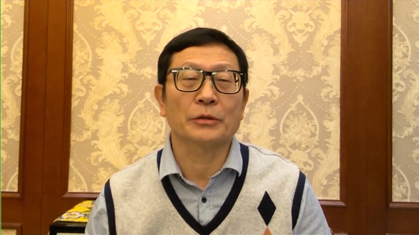 Peminjaman sekuritas adalah sebuah strategi investasi dengan para investor mengantisipasi penurunan harga saham