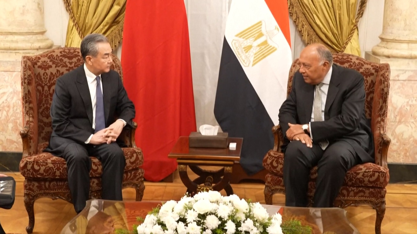 Mereka sepakat bahwa gencatan senjata yang segera dan menyeluruh diperlukan untuk mengakhiri semua tindakan kekerasan dan pertumpahan darah