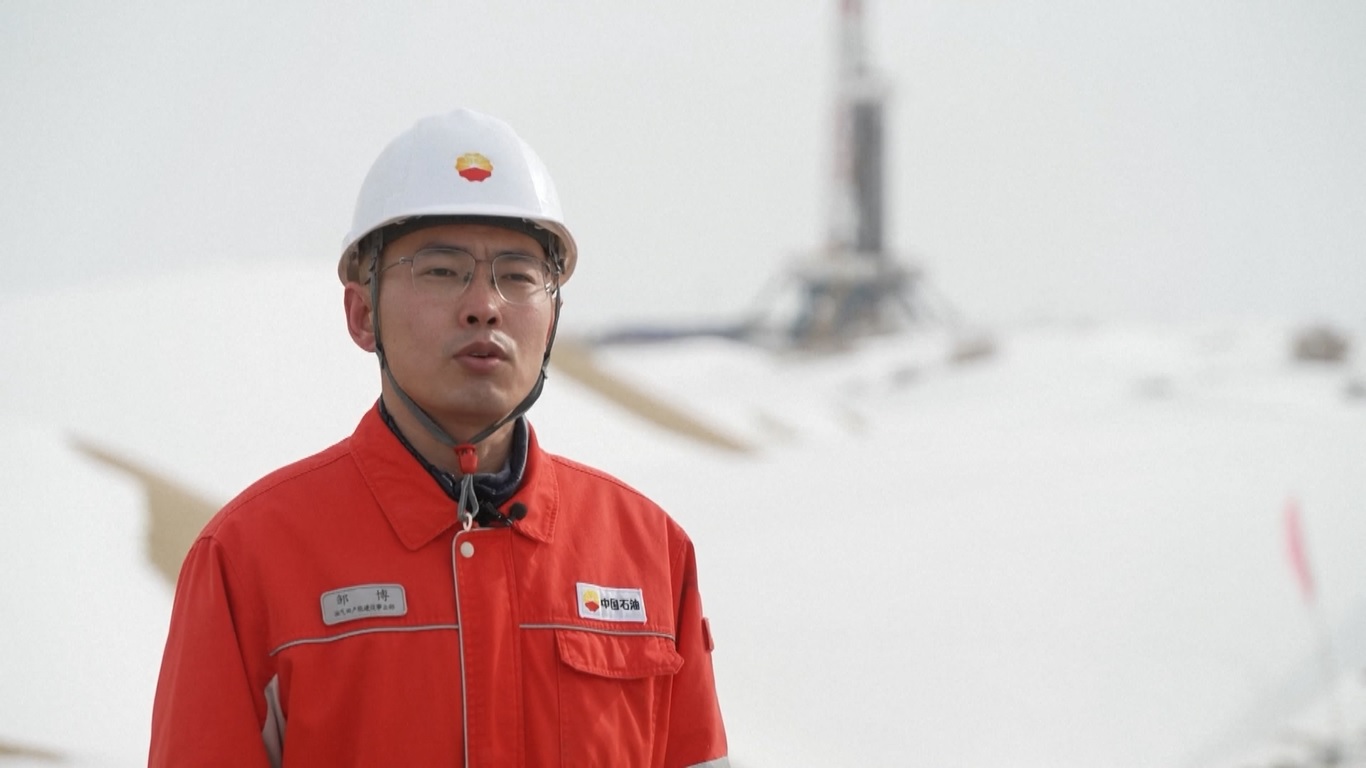 Jantung Gurun Taklimakan menyimpan cadangan minyak dan gas yang melimpah