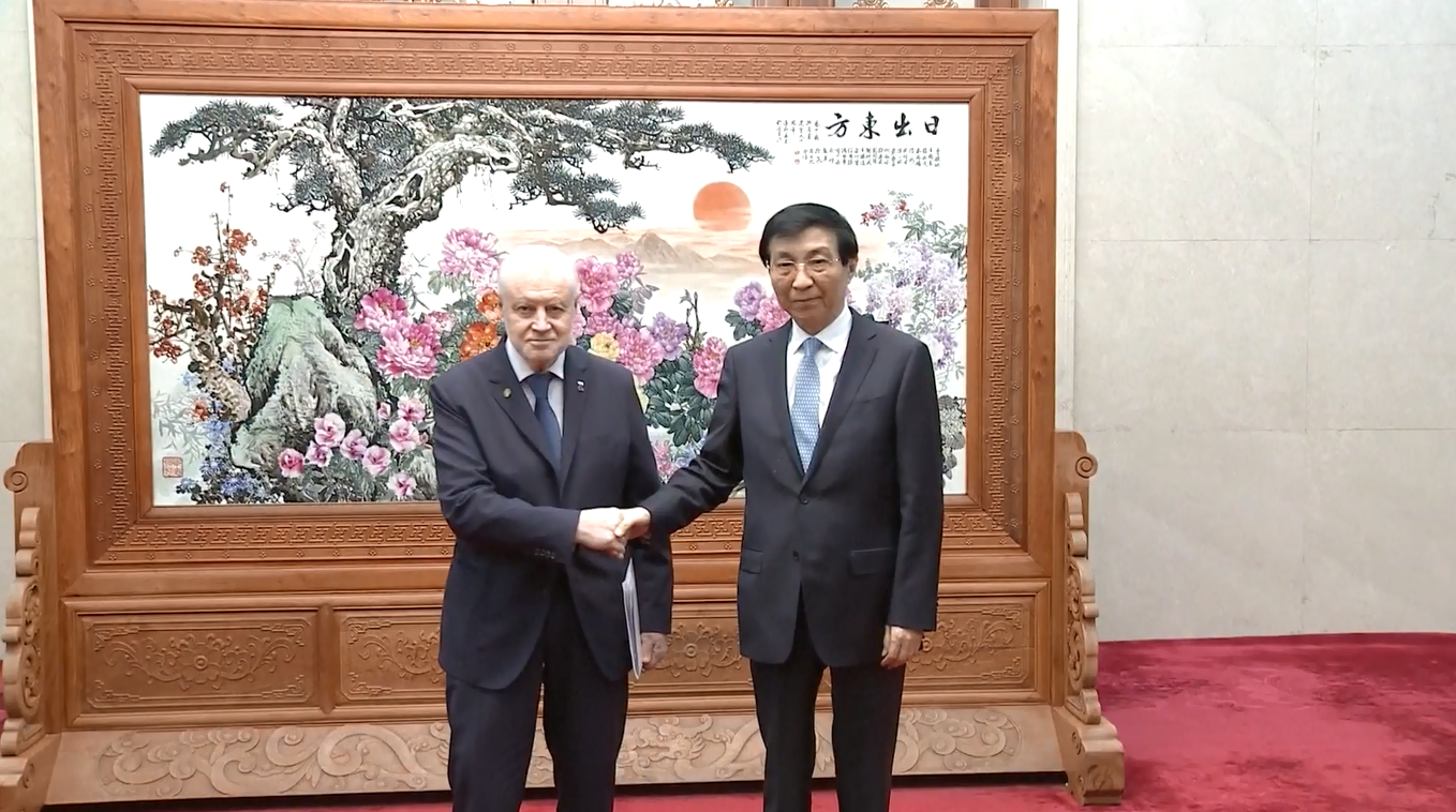 Penasihat Politik Utama Tiongkok Bertemu Delegasi Partai Rusia yang Adil di Beijing