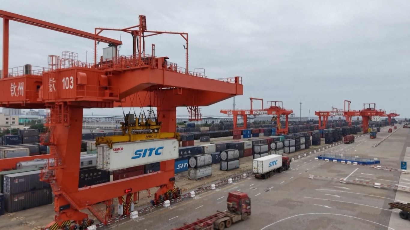 Jumlah impor dan ekspor mencapai 62