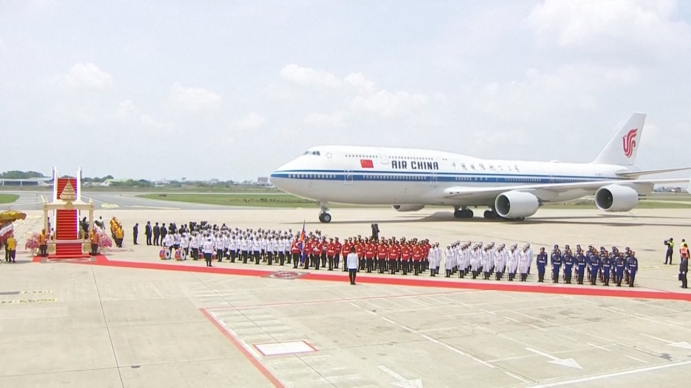 Ini menandai kunjungan kedua Xi ke Kamboja dalam sembilan tahun