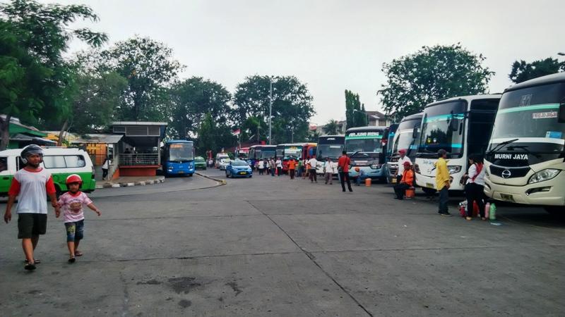 pemeriksaan yang dilakukan meliputi urine tensi darah dan kondisi fisik