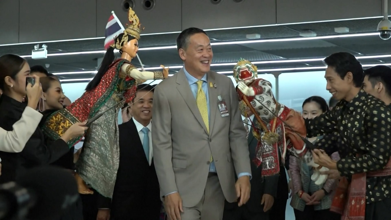 Sekitar 341 pengunjung dari Shanghai mendarat di bandara Suvarnabhumi pada Senin (25/9) pagi
