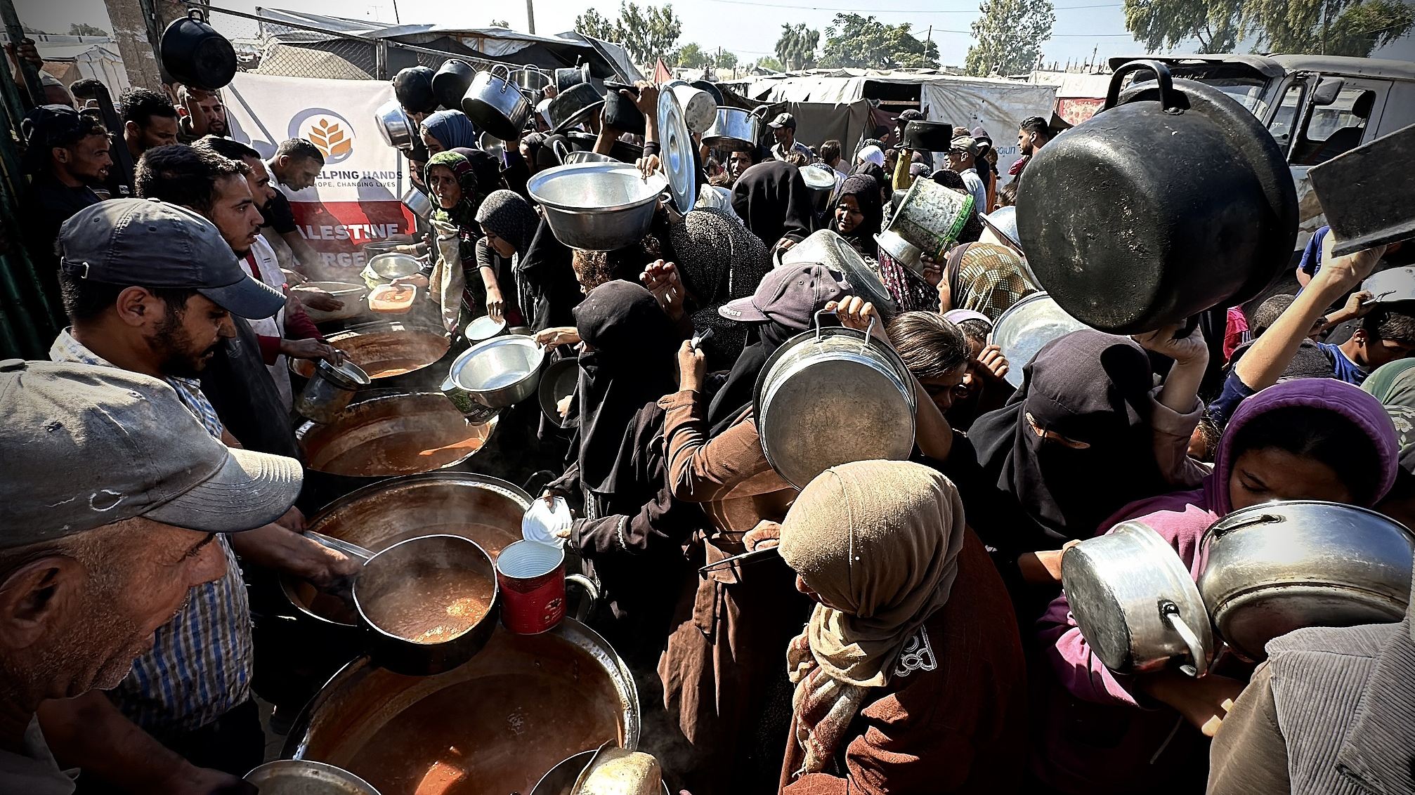 Negara-negara maju harus mengambil tanggung jawab yang lebih besar dalam memberikan dukungan dan bantuan kepada negara-negara berkembang