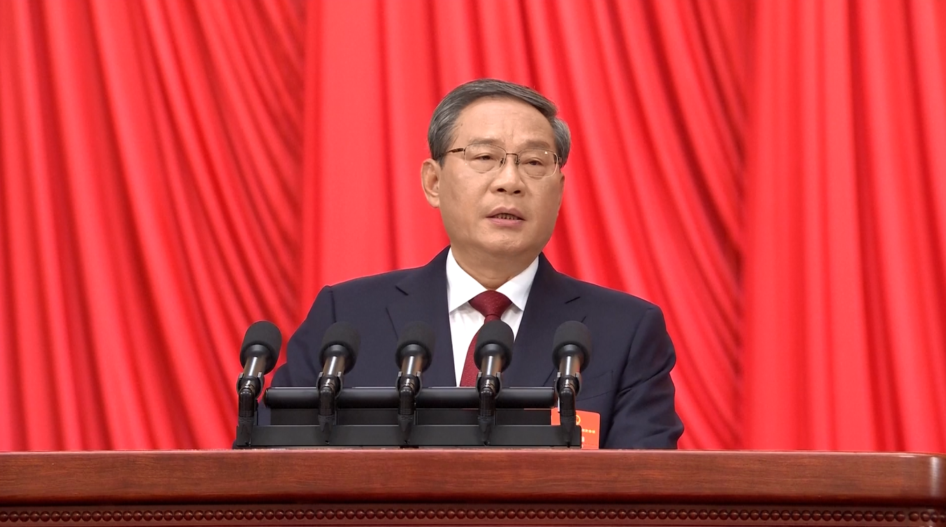 Perdana Menteri Uraikan Pencapaian Utama Tiongkok pada Tahun 2025