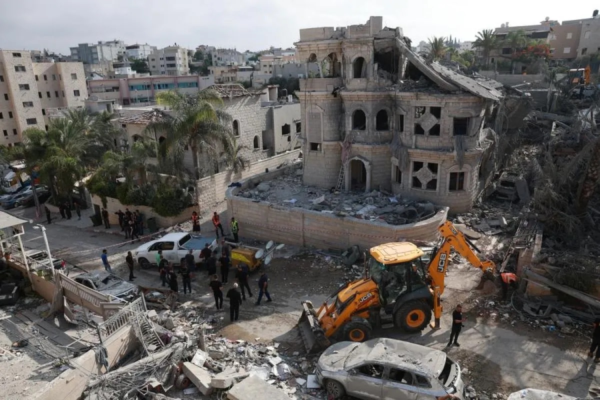 Institut Sains Weizmann di Rehovot mengalami kerusakan pada beberapa bangunan kampus akibat serangan rudal Iran tetapi tidak ada korban luka yang dilaporkan