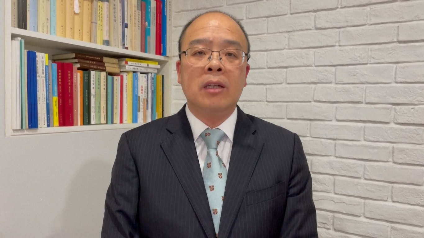 Para ahli mencatat bahwa pergeseran kebijakan moneter sejalan dengan situasi ekonomi domestik saat ini