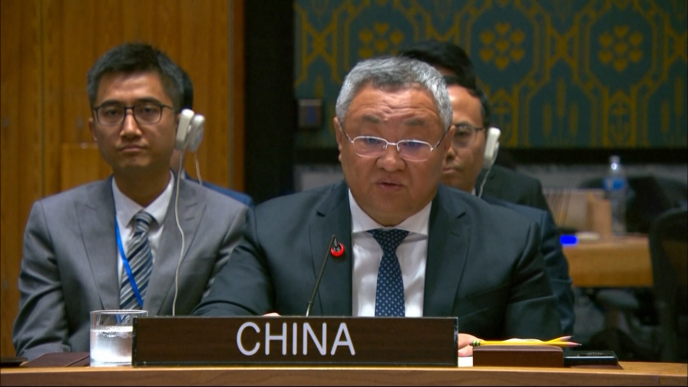 Utusan Tiongkok untuk PBB Serukan Pemerintah Transisi Suriah untuk Perangi Terorisme