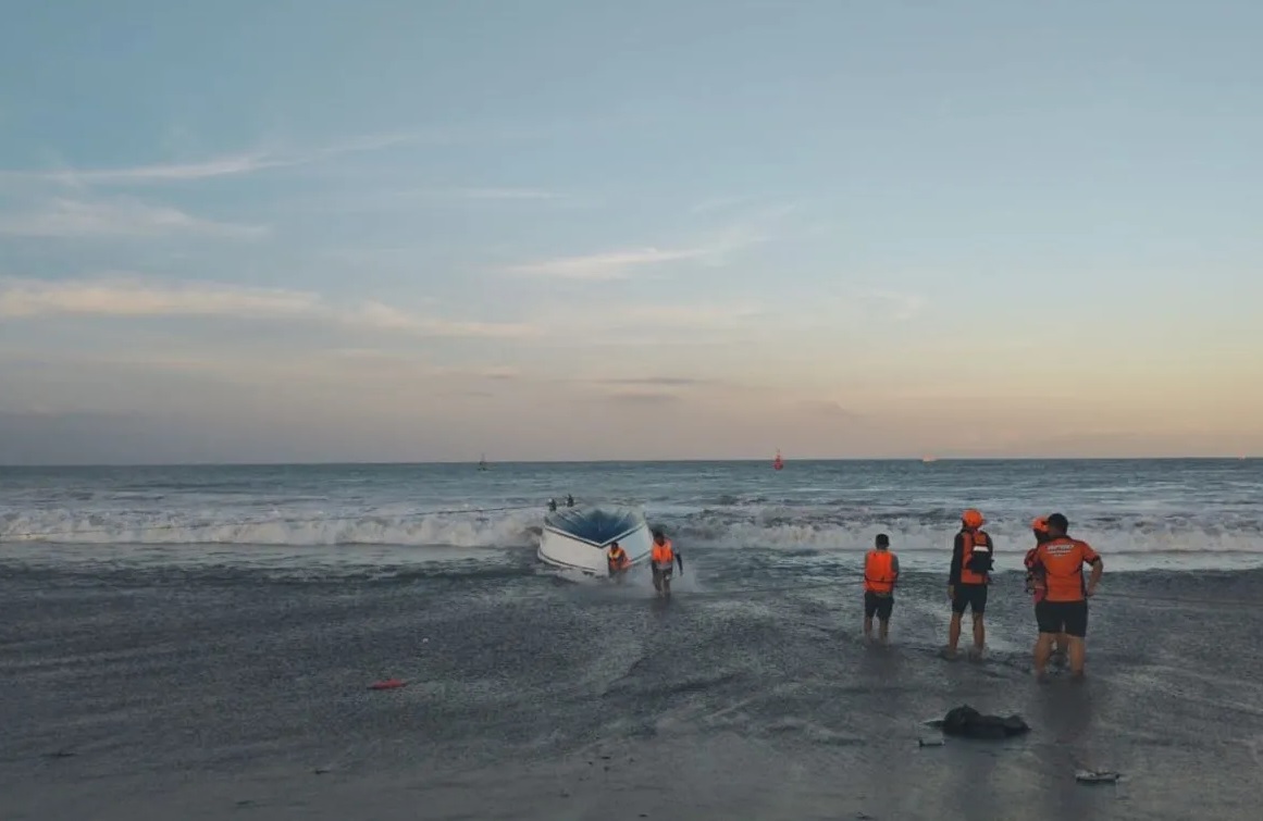 Kapal Tenggelam di Pelabuhan Sanur, Dua WNA Asal Tiongkok Meninggal