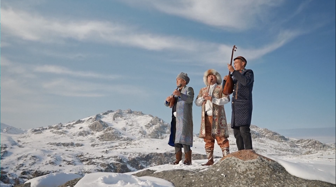 Seni Bernyanyi Khoomei Milik Suku Uyghur Xinjiang Mengalami Kebangkitan yang Luar biasa