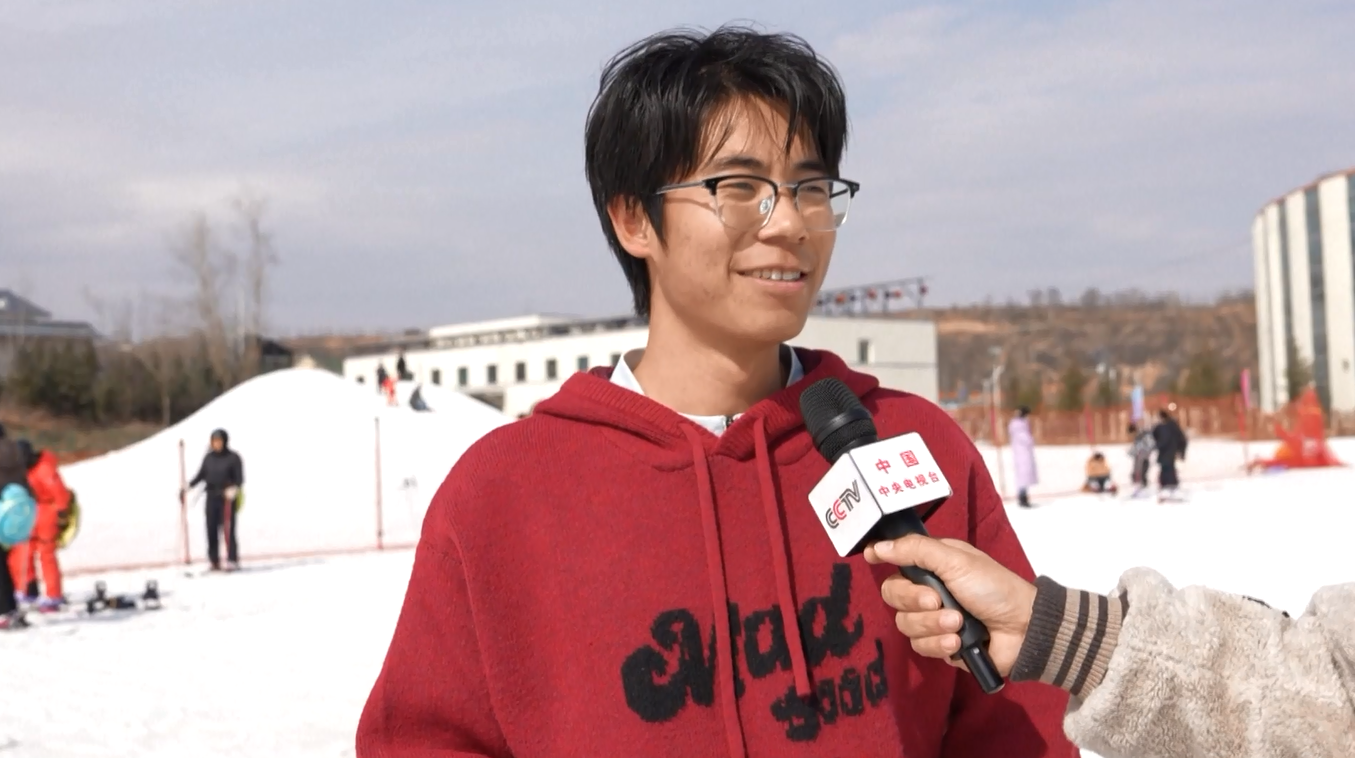 Aktivitas Seluncur Es dan Salju di Tiongkok Berhasil Menarik Wisatawan selama Liburan Festival Musim Semi 2026