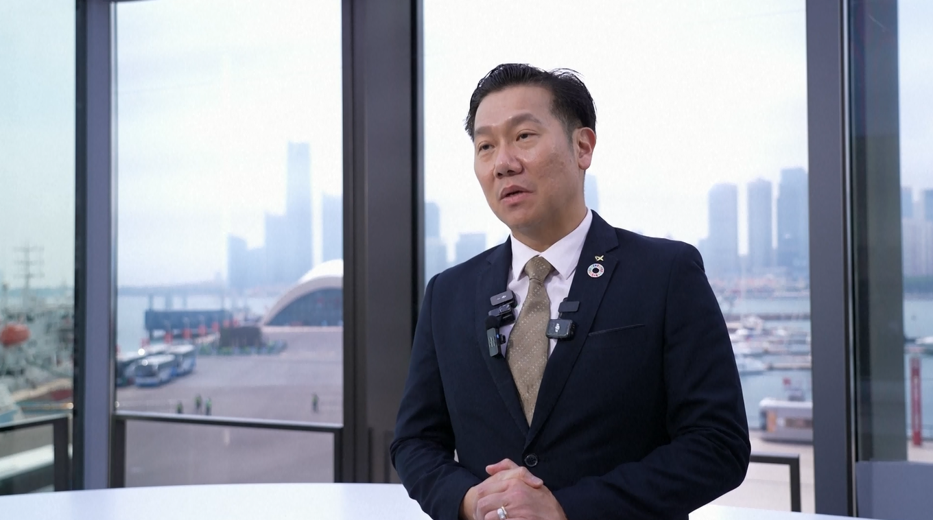 Para Eksekutif Global Soroti Ekosistem Inovasi Tiongkok di KTT Qingdao