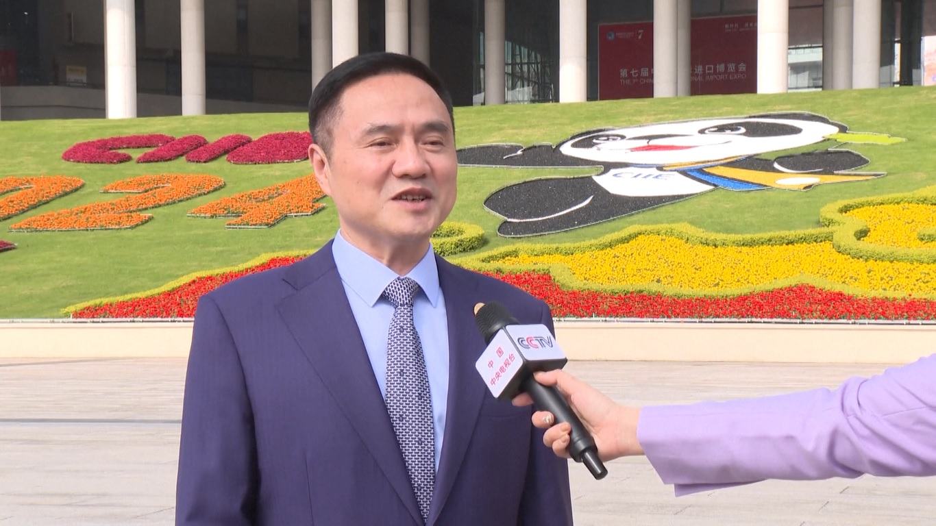 Selama pameran enam hari