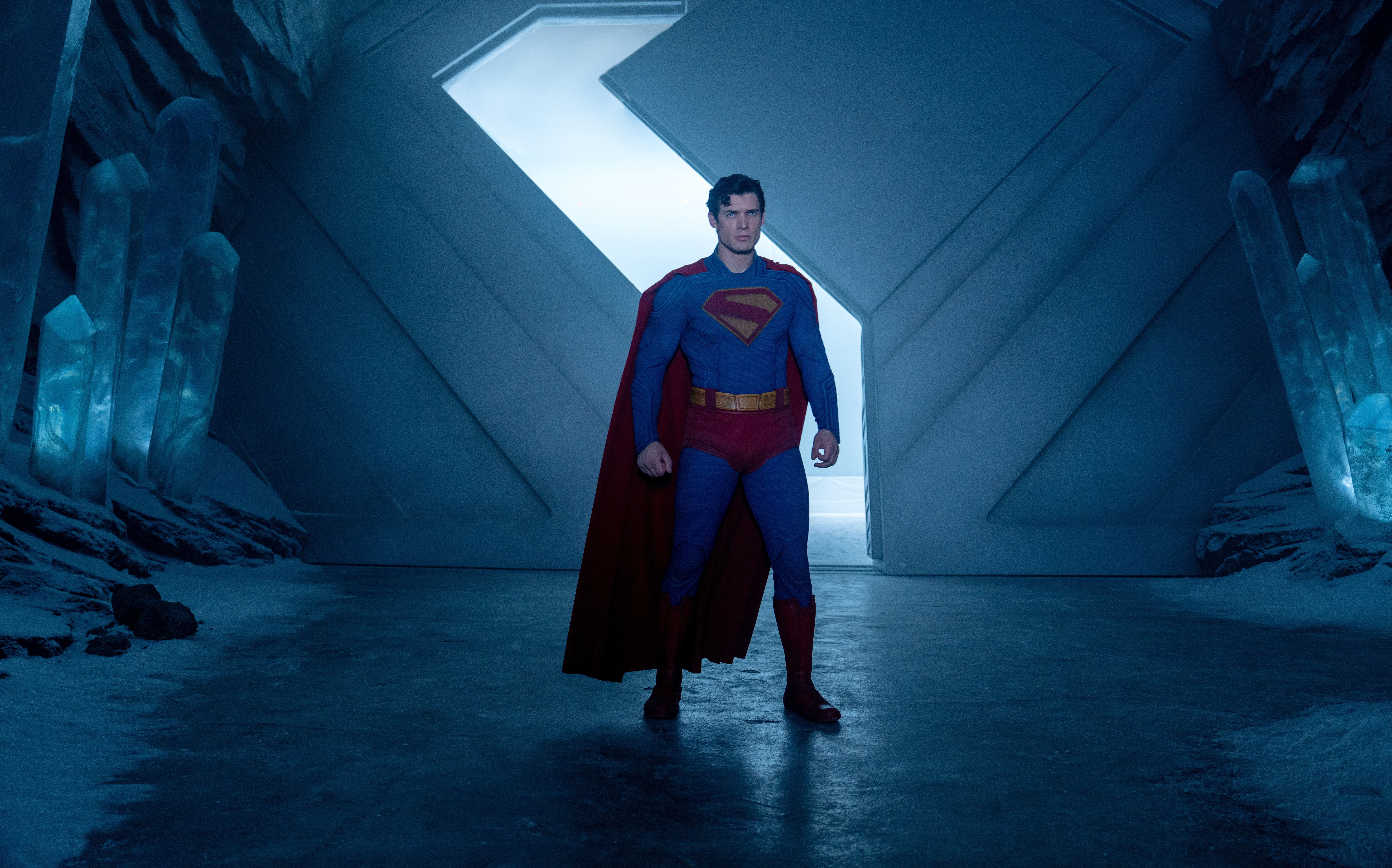 Review Superman (2025): Seru dan Menghibur, Tapi...