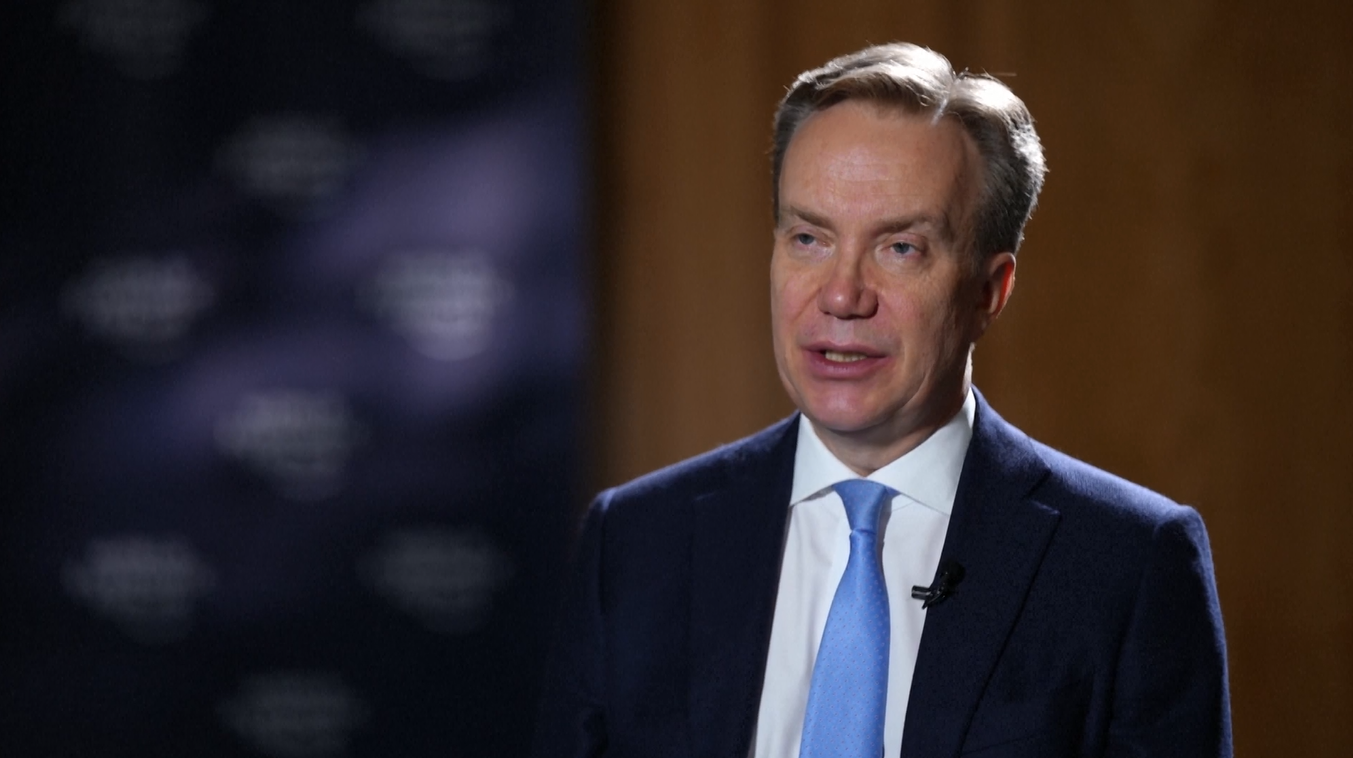 Presiden WEF Puji Perubahan "Mencengangkan" yang Dialami Tiongkok selama Beberapa Dekade Terakhir