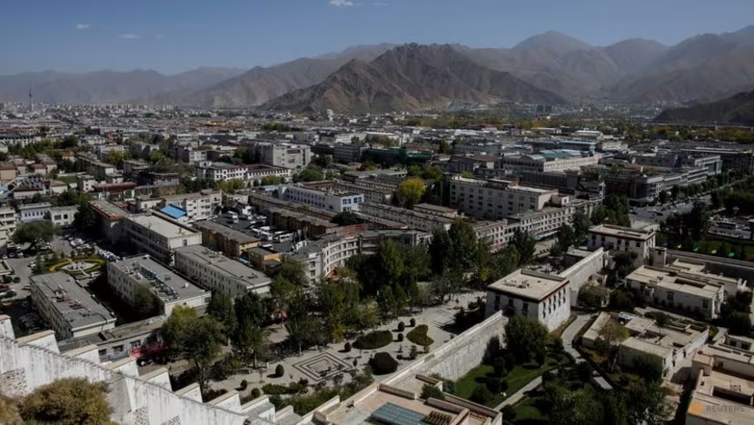 Menurut Pusat Jaringan Gempa Tiongkok