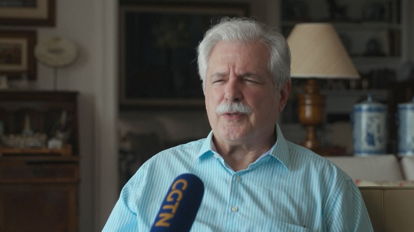 Neves juga menekankan fakta bahwa Brasil telah diikutsertakan dalam perjalanan luar negeri pertama Wang tahun ini sudah menjadi tanda yang jelas tentang hubungan erat antara kedua negara