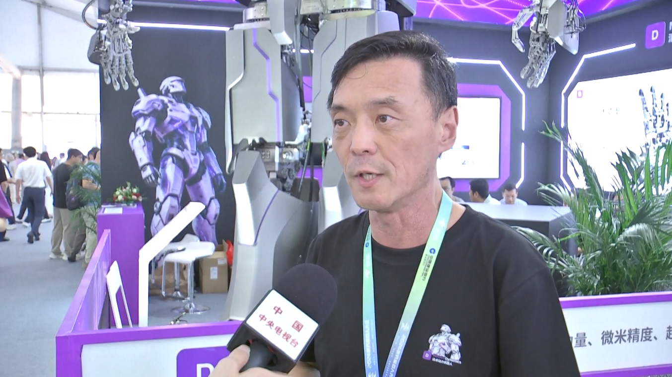 Konferensi di Beijing Ini Tampilkan Kemampuan Robot dalam Tugas Berisiko Tinggi