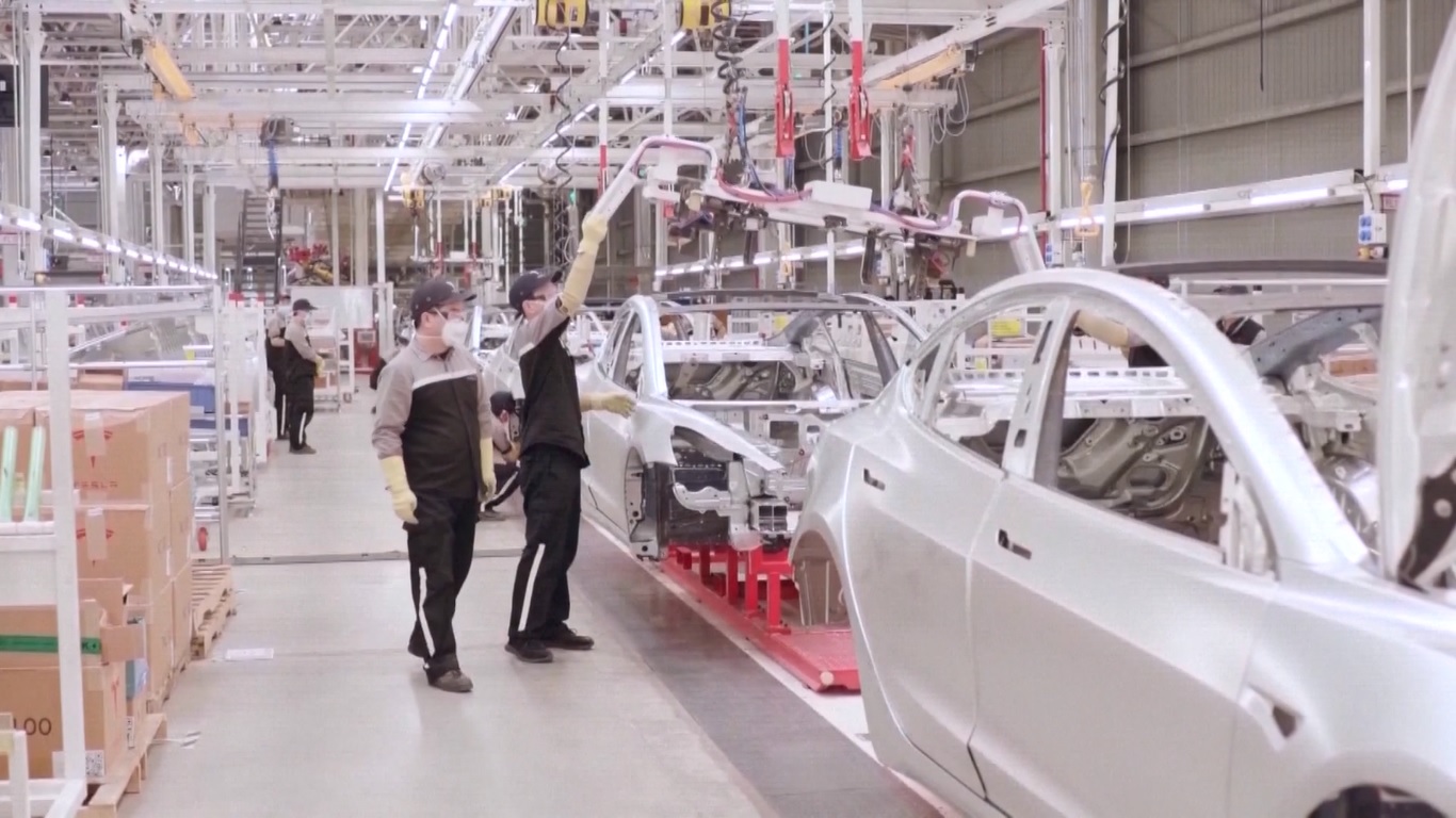 Menurut Asosiasi Produsen Mobil Tiongkok