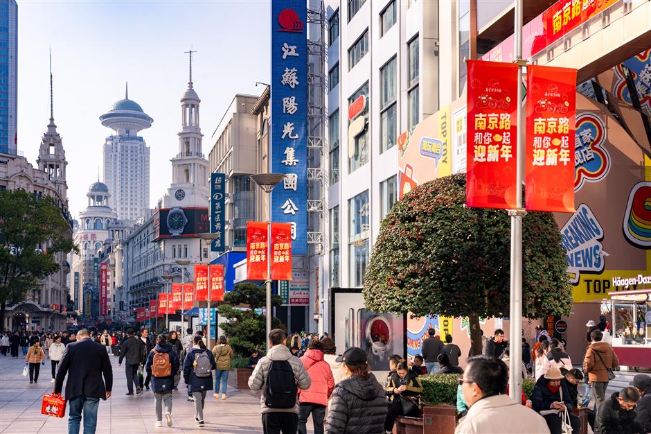 Mulai pukul 10 pagi pada hari Rabu