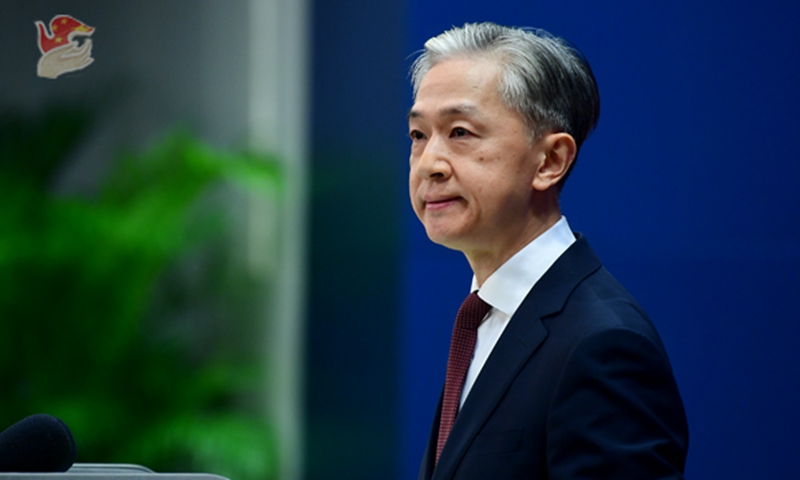 AS terbiasa mencela negara lain memaksa negara lain tunduk atau melakukan diplomasi penindasan dan pemaksaan dengan statusnya sebagai negara besar