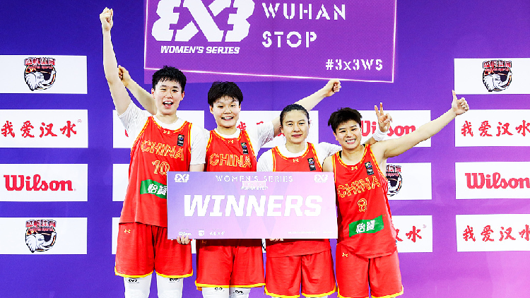 Tiongkok memastikan gelar juara FIBA 3x3 Women's Series setelah mengalahkan Australia 21-13 di Wuhan Provinsi Hubei Tiongkok tengah