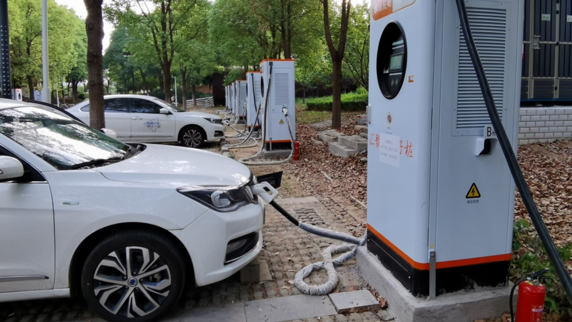 Standar nasional wajib yang diperbarui tentang keselamatan baterai kendaraan listrik di Tiongkok akan mulai berlaku pada 1 Juli 2026