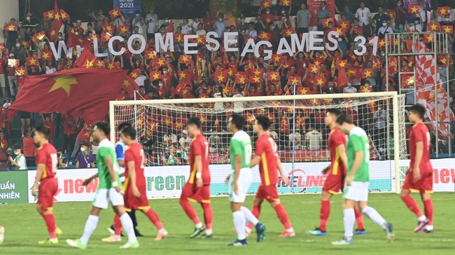 Pelatih Timnas Indonesia U-22 Indra Sjafri menyebut timnas Vietnam sulit diprediksi dengan kehadiran pelatih pengganti Park Hang Seo